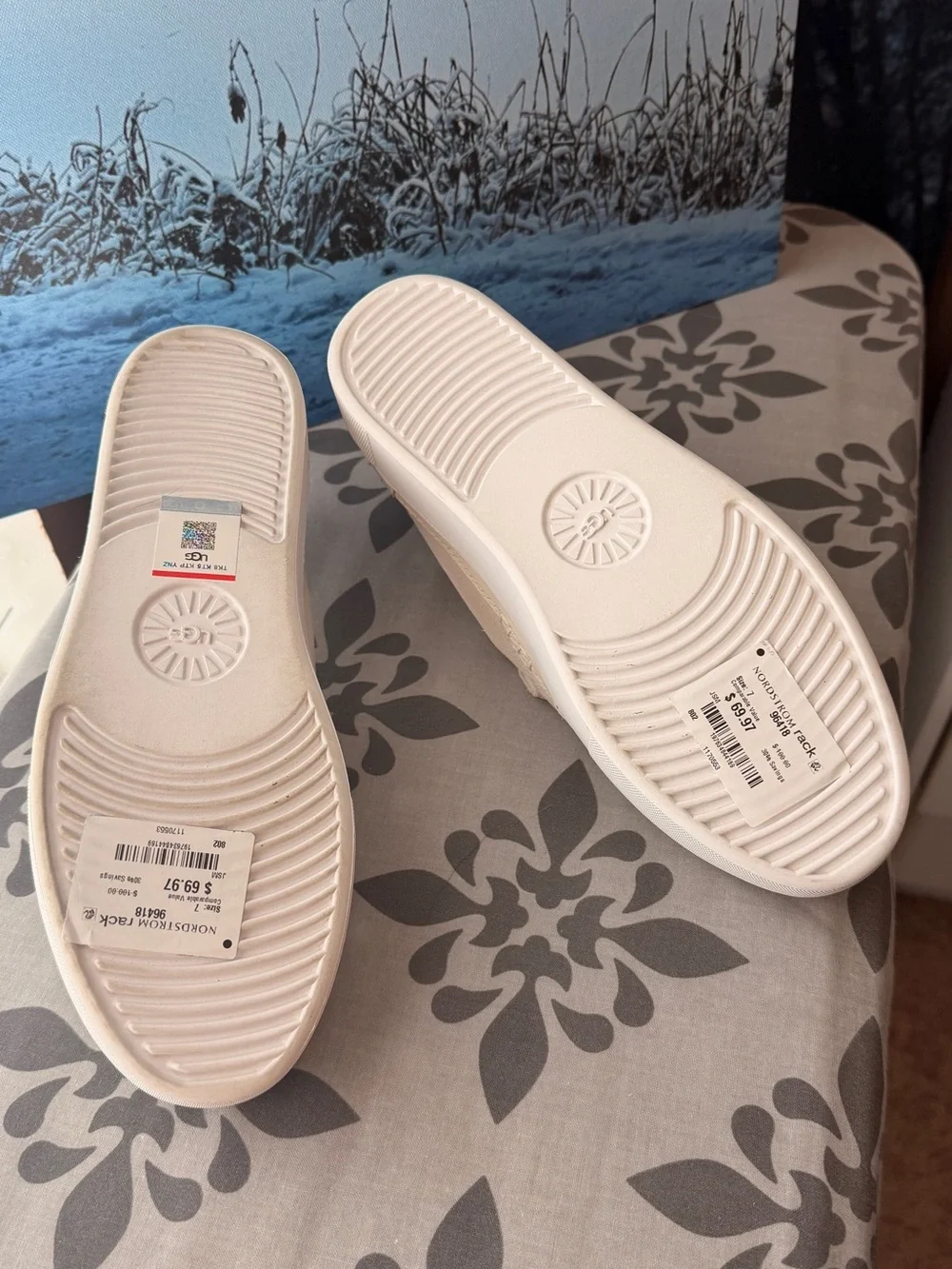 NWT UGG Slip-On Platform